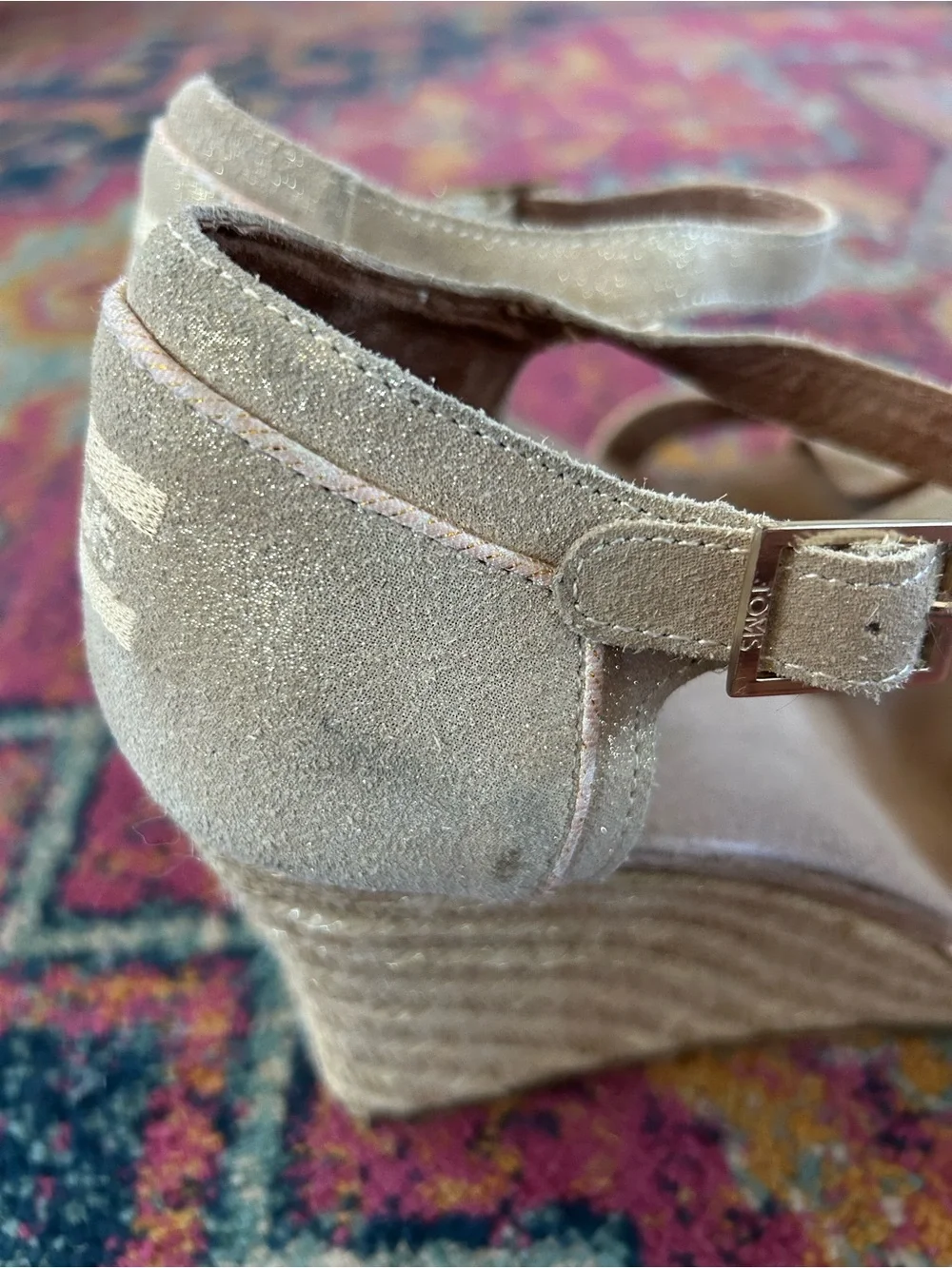 Toms women’s taupe